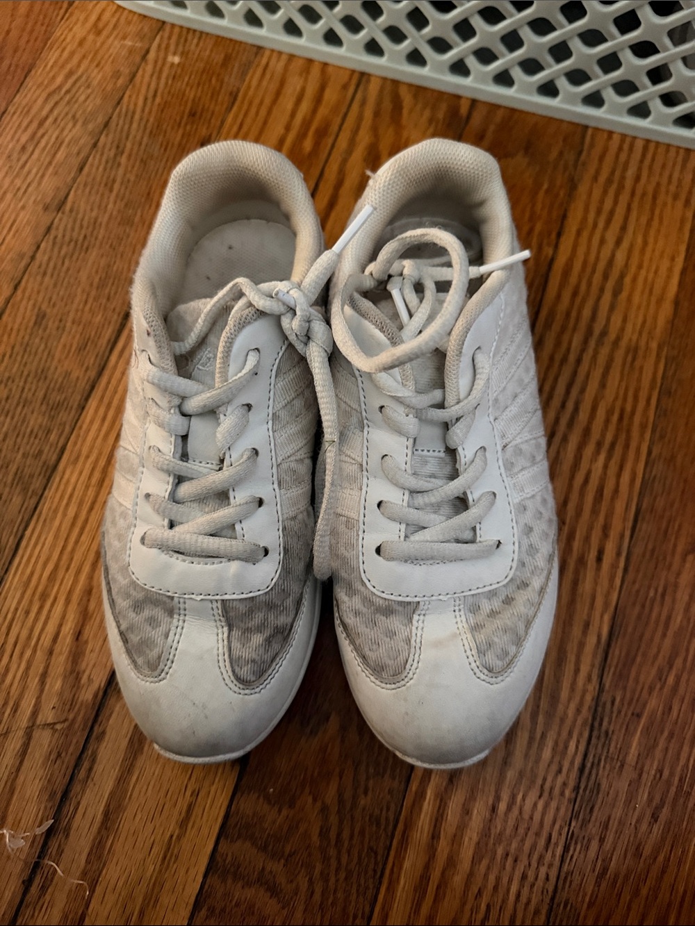 Girls cheer shoes
